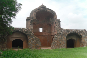 About-Salimgarh-Fort