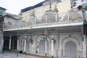About-Sunehari Masjid