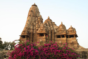 About-Kandariya-Mahadeo-Temple  