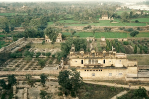 About-Rai-Praveen-Palace